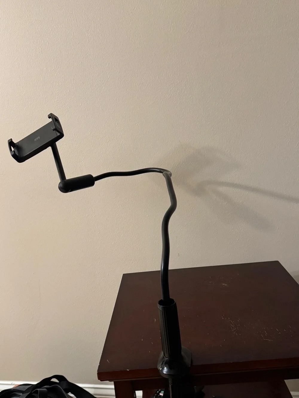 Flexible Gooseneck Phone & Tablet Holder – Clamp Mount – 45” – Mint Condition